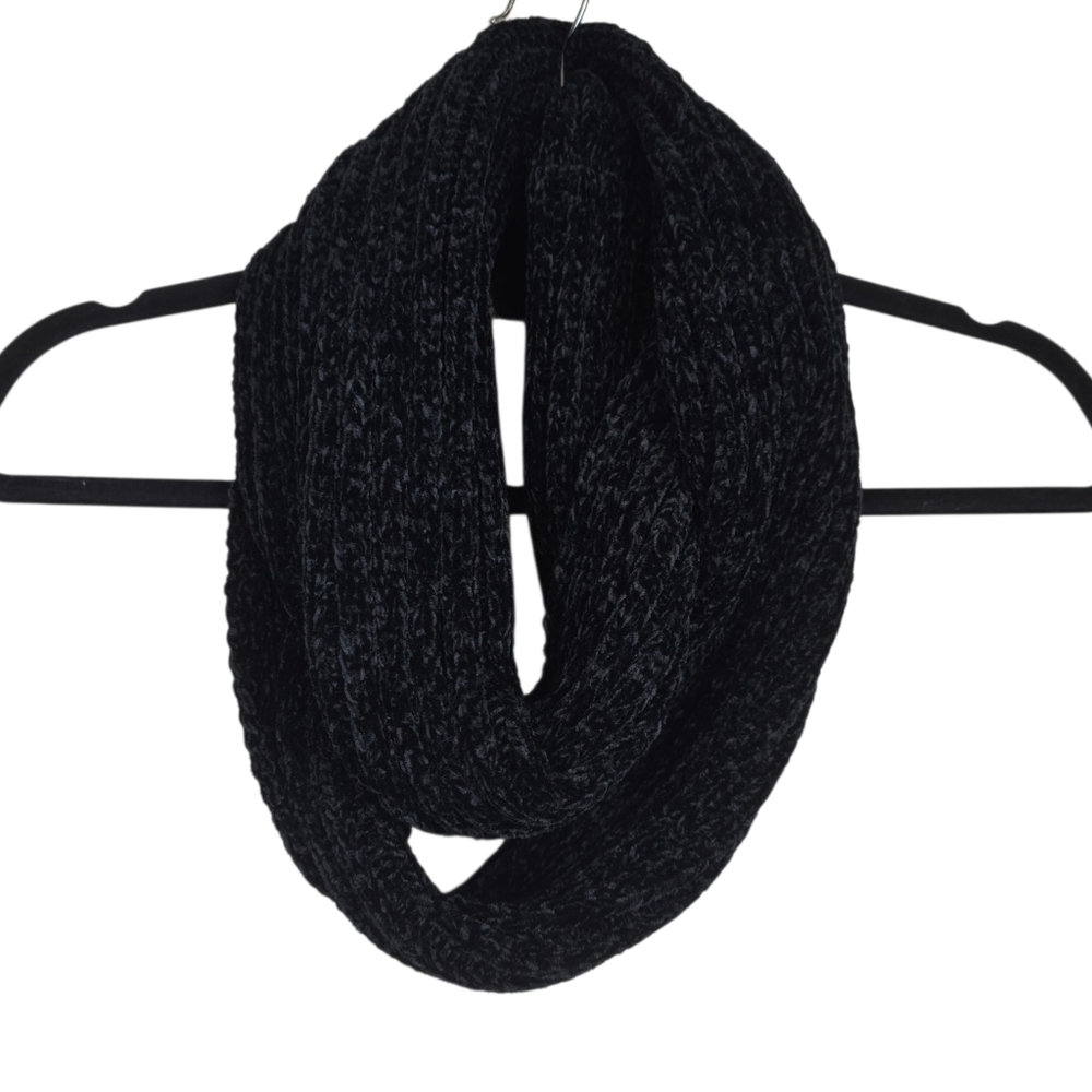 New York & Company Womens Black Chenille Knit Infinity Scarf Size OS NWT